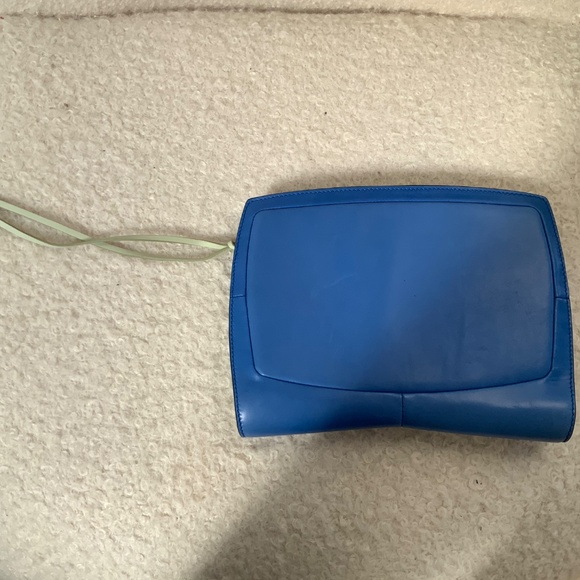 Sky blue leather Narciso Rodriguez clutch with contrasting sea foam green - Picture 5 of 5